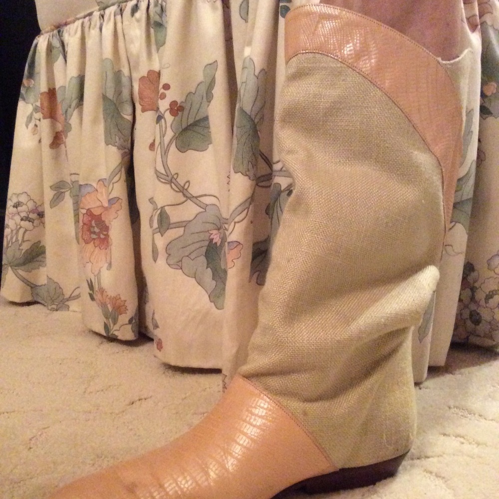 Linen Boots - Picture 3 of 7